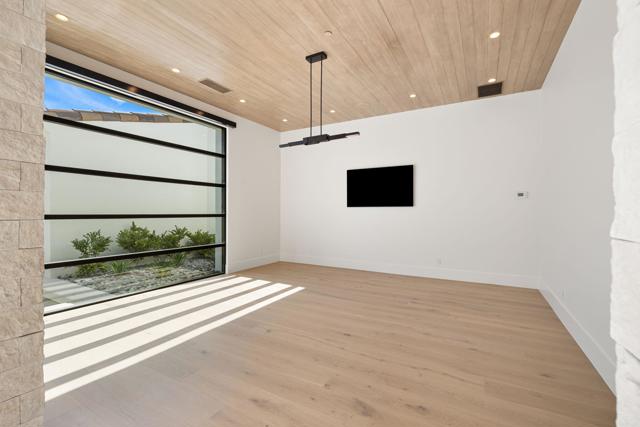 53603 Via Mallorca, La Quinta CA: https://media.crmls.org/mediaz/fa6525f0-21ce-4bab-87b5-3f48dbb85350.jpg