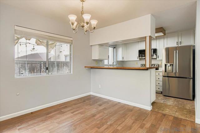 11313 Avenida De Los Lobos, San Diego CA: https://media.crmls.org/mediaz/fa669c70-f638-468a-9c82-6bf4bb8a79f9.jpg