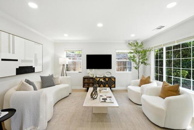 6270 Blossom Avenue, San Jose CA: https://media.crmls.org/mediaz/fa672ad3-7457-4931-a136-6b2870349e9a.jpg