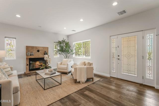 Detail Gallery Image 2 of 32 For 1842 Sinaloa Ave, Pasadena,  CA 91104 - 5 Beds | 3/1 Baths