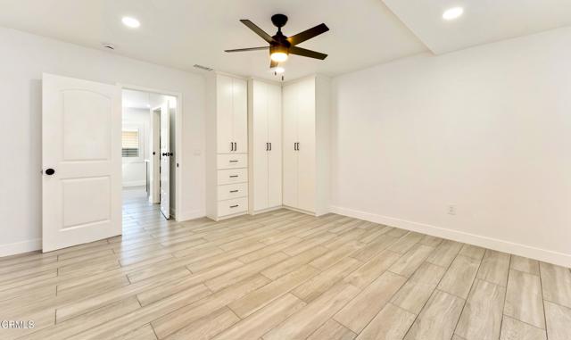 1121 La Puerta Street, Los Angeles CA: https://media.crmls.org/mediaz/fa687bce-ef9e-4a6e-a4e2-379c149683d7.jpg