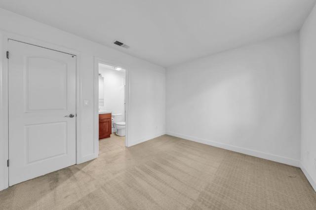 Image 18 of 35 For 1009 Jena Terrace