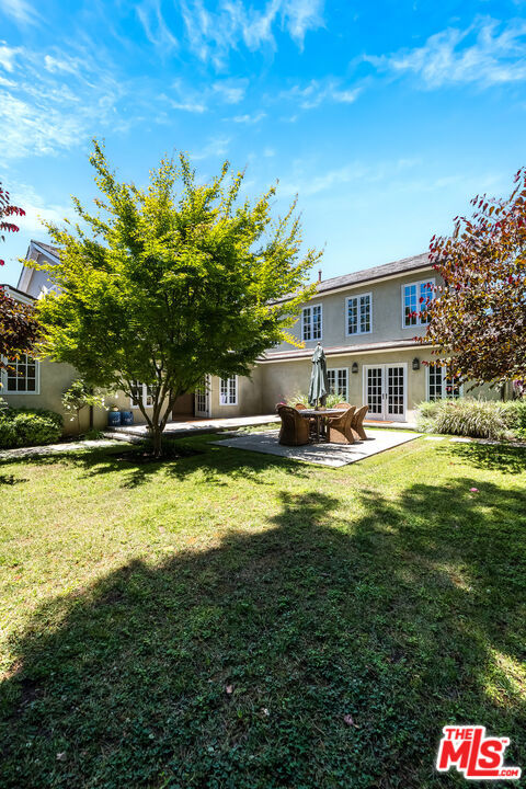 334 S Westgate Avenue, Los Angeles CA: https://media.crmls.org/mediaz/fa69b4b5-81bb-4a7e-84f4-9614c85c6aa6.jpg