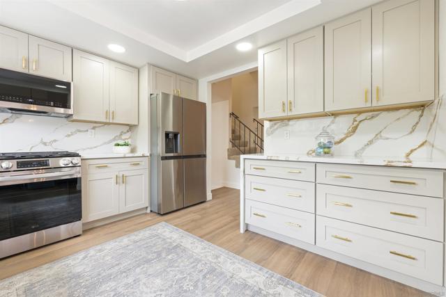 1547 Point Dume, Chula Vista CA: https://media.crmls.org/mediaz/fa69dfcf-e04b-4637-a854-fdd0fa7543b9.jpg