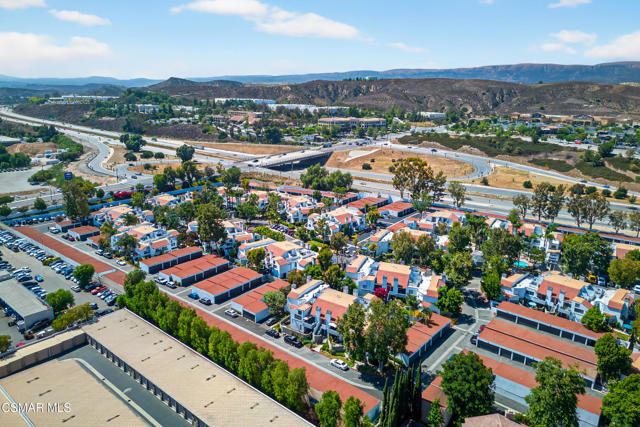 1182 Tivoli Lane, Simi Valley CA: https://media.crmls.org/mediaz/fa6a7b8c-1d67-40f4-91f9-3fba17d66081.jpg