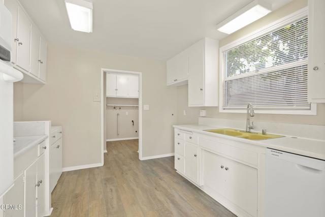 Detail Gallery Image 16 of 36 For 466 Bayview Ave, Ventura,  CA 93003 - 3 Beds | 2 Baths