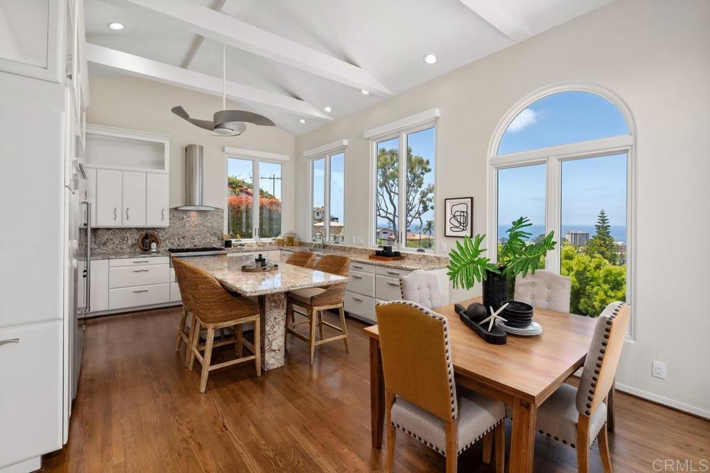 1420 La Jolla Knoll - photo 8