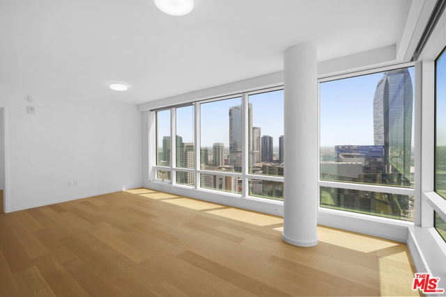 877 Francisco Street, Los Angeles CA: https://media.crmls.org/mediaz/fa6b7848-0350-492c-8d93-c924a90bb214.jpg
