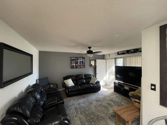 Image 6 of 18 For 718 Oaklawn Avenue