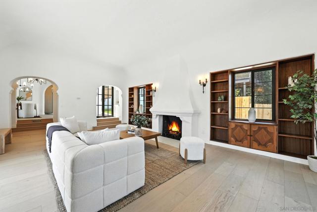 4388 HAWK STREET, San Diego CA: https://media.crmls.org/mediaz/fa6b9a19-abb8-4d55-9b77-1909de257f10.jpg
