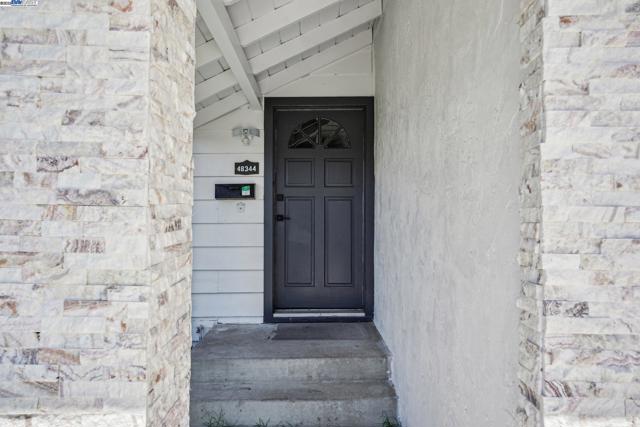 48344 Conifer St, Fremont CA: https://media.crmls.org/mediaz/fa6bed7a-0e14-4b86-96be-eed8ebf7242e.jpg
