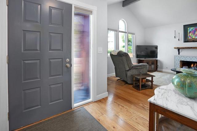 4214 Gull Cove Way, Capitola CA: https://media.crmls.org/mediaz/fa6c06d2-5d8b-4ef5-b9c9-f4390fec9f0a.jpg