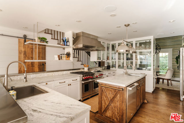 538 14th Street photo 4