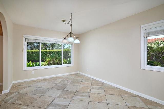 Detail Gallery Image 7 of 26 For 723 Fresca Ct, Solana Beach,  CA 92075 - 3 Beds | 2 Baths