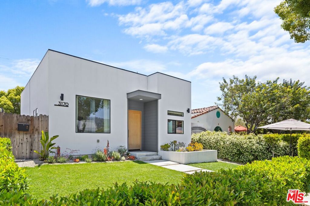 3170 Glenmanor Place