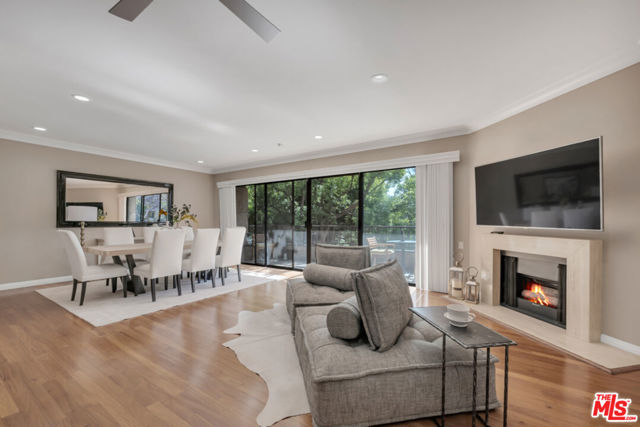 1124 N Kings Road, West Hollywood CA: https://media.crmls.org/mediaz/fa701f6a-cc6b-4d68-a3f7-2f55f3871388.jpg