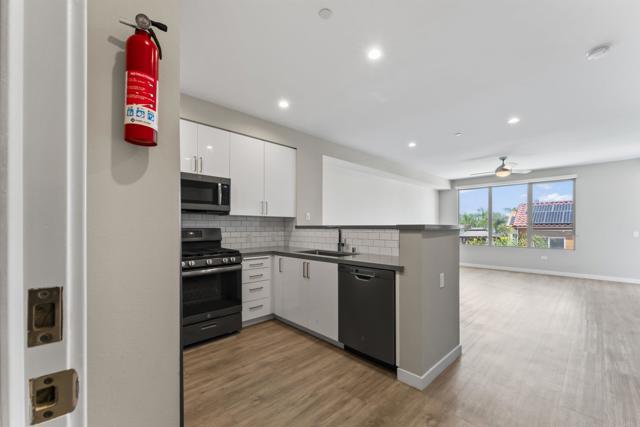 Detail Gallery Image 6 of 47 For 355 N Cleveland St #213,  Oceanside,  CA 92054 - 1 Beds | 1 Baths