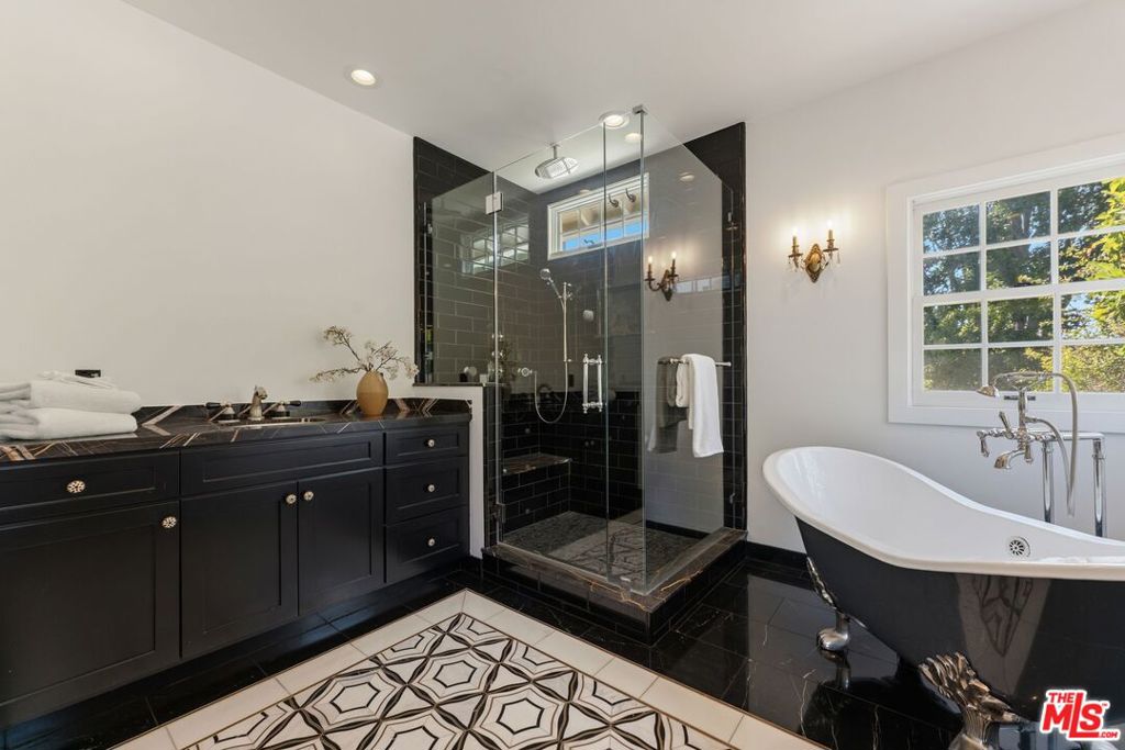 MLS #26913223 image #45