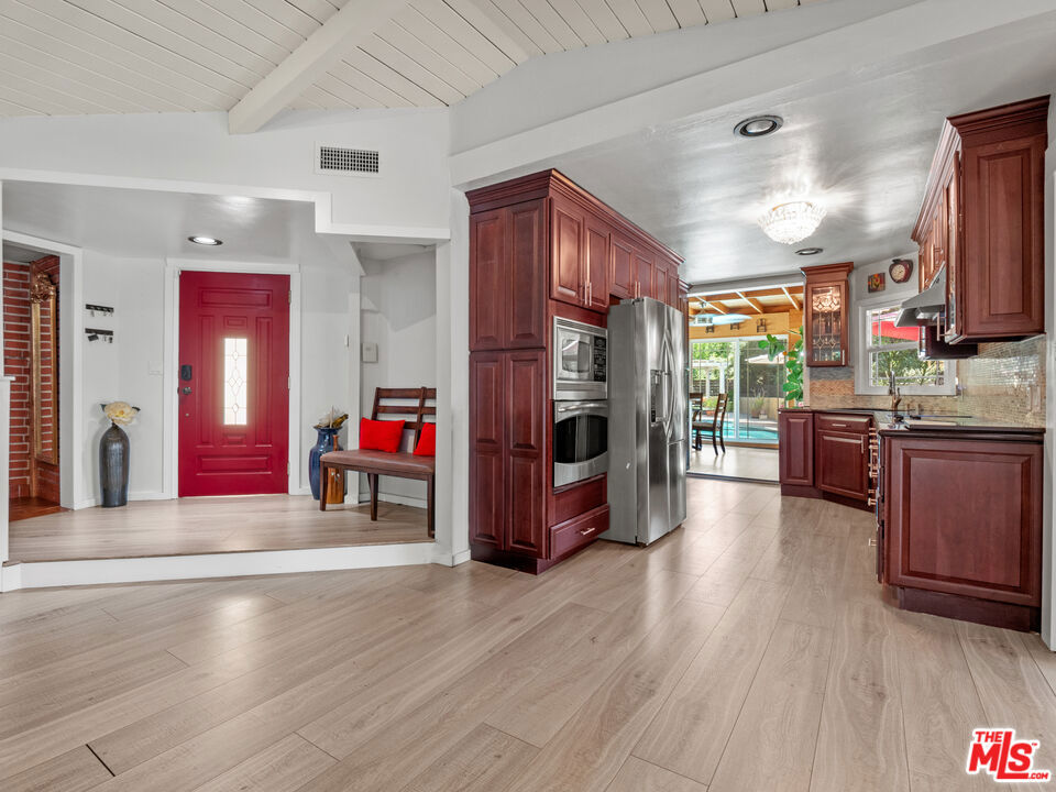 21217 Golondrina Street