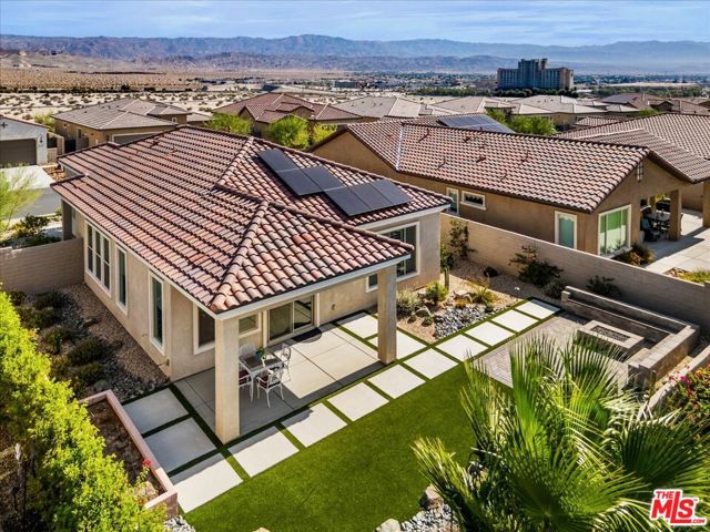 43 Zinfandel, Rancho Mirage CA: https://media.crmls.org/mediaz/fa787cbc-2800-4224-93bf-4f41527fc366.jpg
