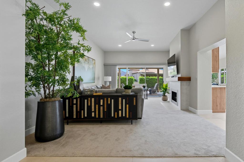 MLS #219135817DA image #11