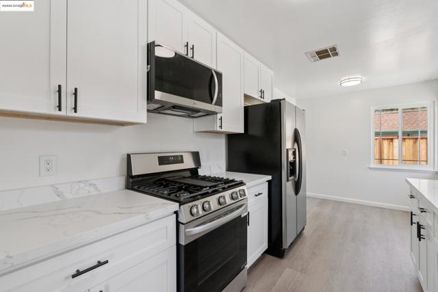 41 Belinda Dr, Pleasant Hill CA: https://media.crmls.org/mediaz/fa7aabab-35af-4508-bb2f-a8d2dcd61772.jpg