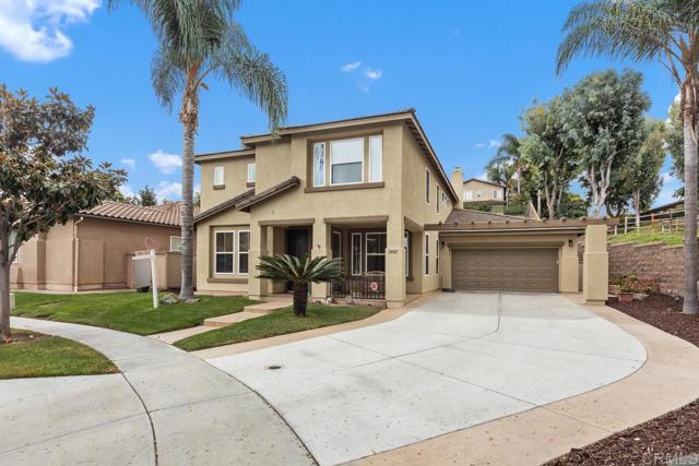 Detail Gallery Image 5 of 41 For 1402 Antioch Ave, Chula Vista,  CA 91913 - 5 Beds | 3/1 Baths