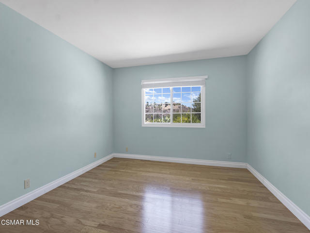 2031 Channelford Road, Westlake Village CA: https://media.crmls.org/mediaz/fa7c5138-ccaa-4642-8a18-b5f9d6a67bf7.jpg
