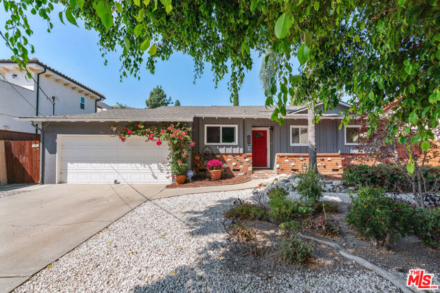 6737 Sunnyslope Avenue photo 1