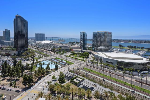 550 Front Street, San Diego CA: https://media.crmls.org/mediaz/fa7d883e-86d3-4296-8bef-386a6a77ab35.jpg