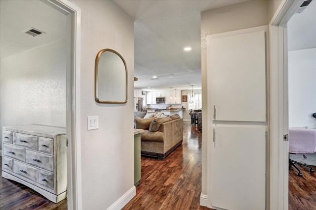 8100 Springdale Court, Gilroy CA: https://media.crmls.org/mediaz/fa7db843-585e-49a7-b38a-98fc542eba34.jpg