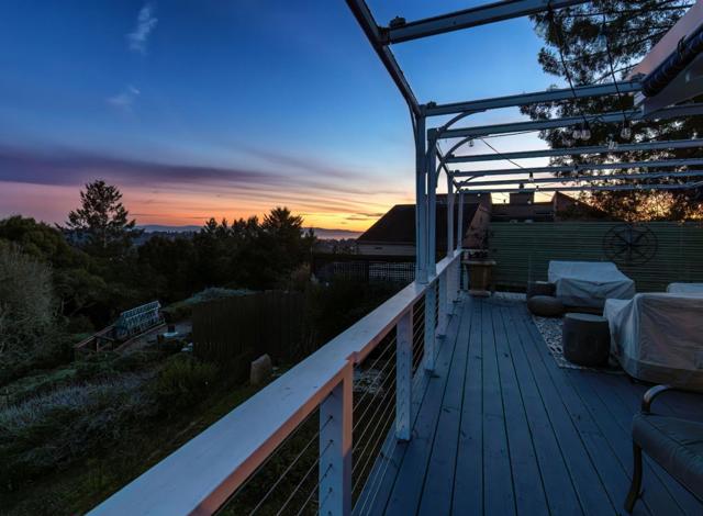 645 Skyward Drive, Aptos CA: https://media.crmls.org/mediaz/fa7ebfb6-7a1c-4050-ab53-ce7cfc98b5e5.jpg