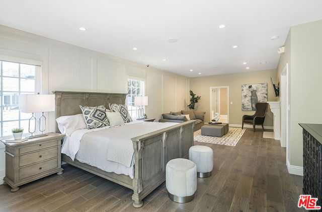 Image 46 of 75 For 4054 Stone Canyon Avenue