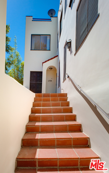 Image 3 for 1733 N Crescent Heights Blvd, Los Angeles, CA 90069