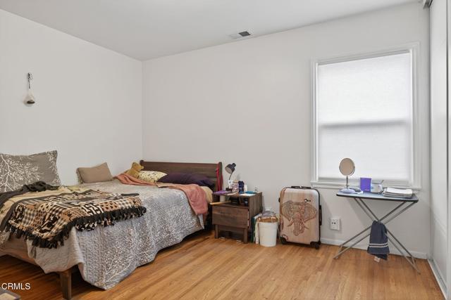 425 Rancho Drive, Ventura CA: https://media.crmls.org/mediaz/fa80247d-30c9-4838-a624-caa5b4db5870.jpg
