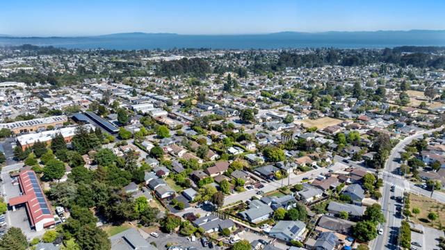 2257 Juan Pablo Lane, Santa Cruz CA: https://media.crmls.org/mediaz/fa803112-d945-434a-a1a2-4d46b7438d8e.jpg