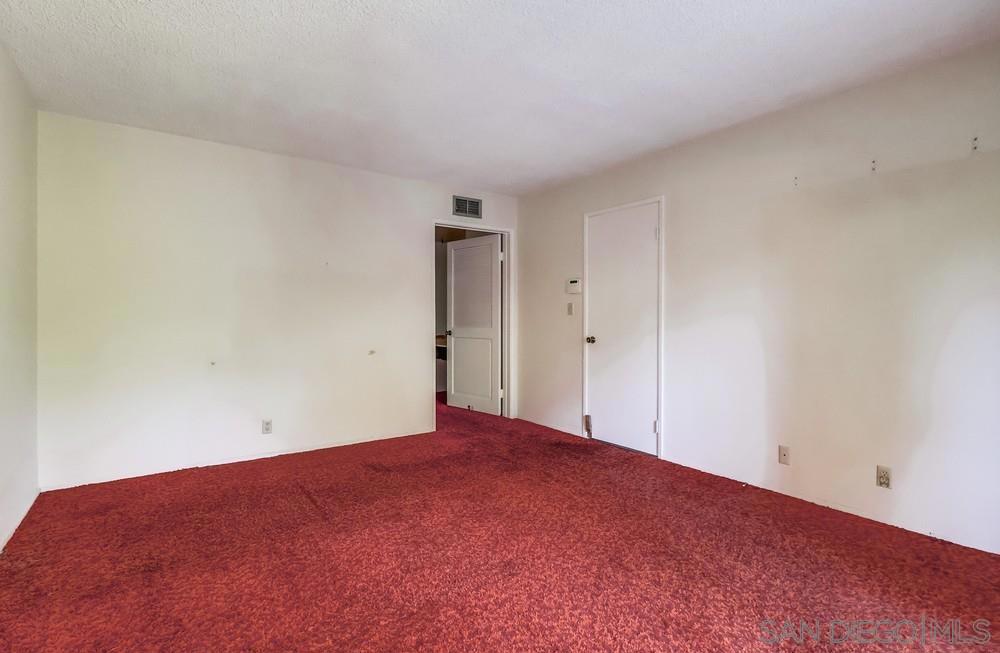 MLS #250042910SD image #31