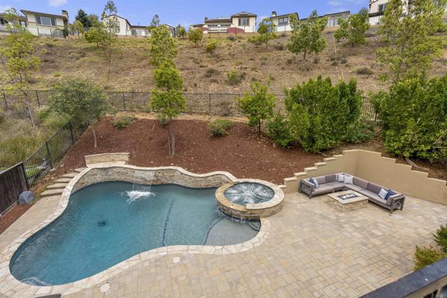702 COSTA DEL SUR, San Marcos CA: https://media.crmls.org/mediaz/fa82dd53-2010-4757-ac11-cb19c3b2c36b.jpg