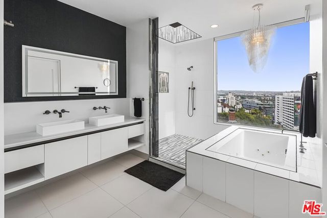 1377 Miller Place, Los Angeles CA: https://media.crmls.org/mediaz/fa8367be-e892-4bd9-85b1-72e82f017de8.jpg