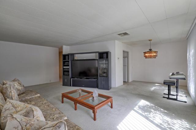 56 Creekside Drive, Morgan Hill CA: https://media.crmls.org/mediaz/fa83fcc0-cb5c-4964-82c9-095d6f0c3567.jpg