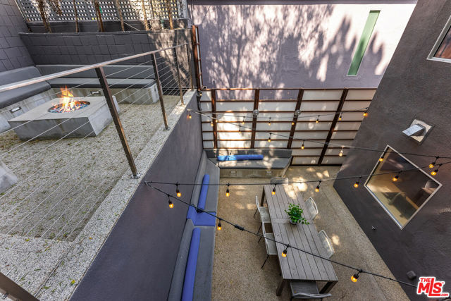7242 Woodrow Wilson Drive, Los Angeles CA: https://media.crmls.org/mediaz/fa84ea50-c793-4234-9cd8-ac78708ba39e.jpg