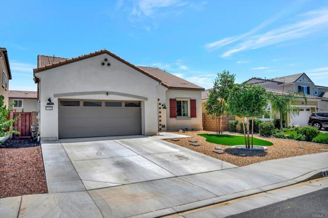 Detail Gallery Image 2 of 38 For 27424 Big Bend Dr, Menifee,  CA 92585 - 3 Beds | 3 Baths