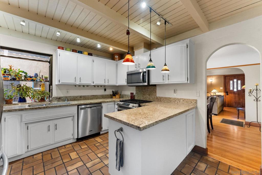 4745 Terrace Drive - photo 8