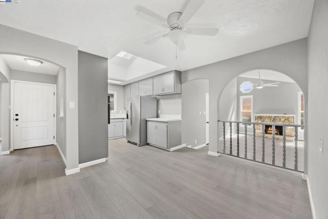 4580 Theresa Ave, Fremont CA: https://media.crmls.org/mediaz/fa85da9a-fe12-4549-b0f3-e45ccf417a7c.jpg