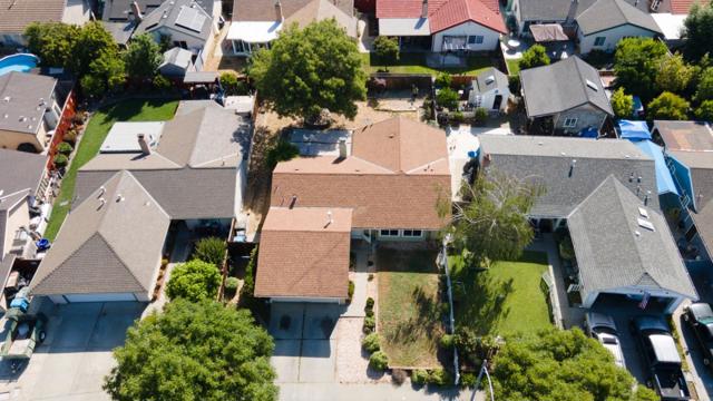 9038 Church Street, Gilroy CA: https://media.crmls.org/mediaz/fa862542-1d73-4862-b919-ccf7e090481b.jpg