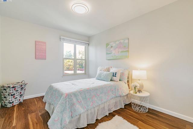 38627 Cherry Ln, Fremont CA: https://media.crmls.org/mediaz/fa8631e6-15fd-4d89-914a-f50c3e7c5c92.jpg