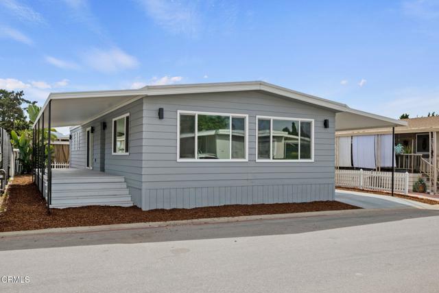 Detail Gallery Image 2 of 28 For 113 Camino Valverde #113,  Camarillo,  CA 93012 - 2 Beds | 2/1 Baths