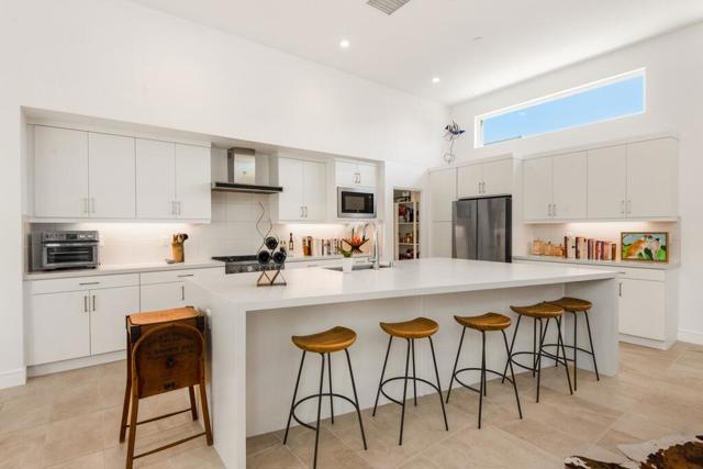 423 Fountain Drive, Palm Springs, CA 92262