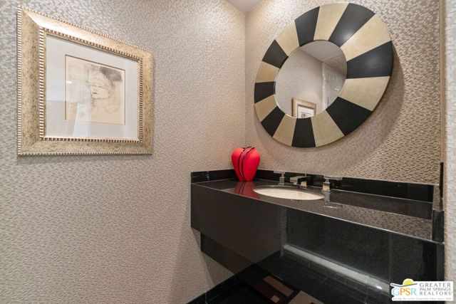 46920 Amir Drive, Palm Desert CA: https://media.crmls.org/mediaz/fa8668b5-bc45-47a5-ac2d-7de04c0e8306.jpg