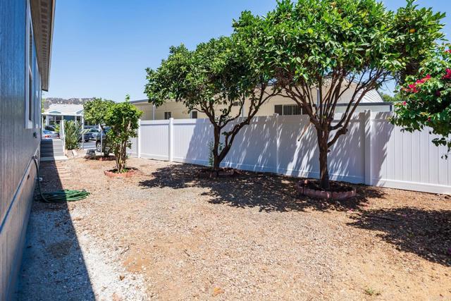 Detail Gallery Image 7 of 33 For 1401 El Norte Pkwy #76,  San Marcos,  CA 92069 - 3 Beds | 2 Baths